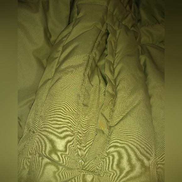 Jones New York Green Studio Puffer Winter Jacket with Fur Trim Hood, Siz… - Picture 11 of 16